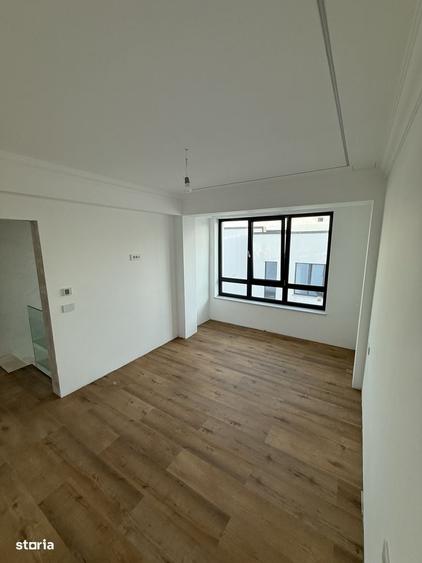 Casă cu 4 camere cu Teren 305 Mp în Central