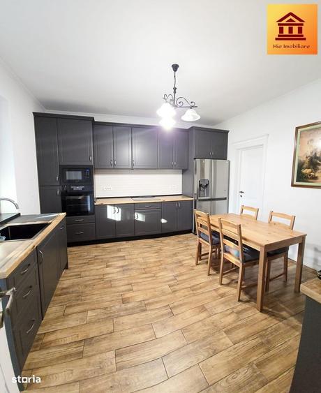 Casă cu 3 camere în Vladimirescu