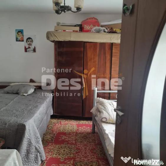 Casă cu 3 camere cu Canalizare în Central