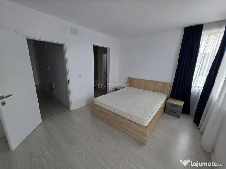 Casă cu 5 camere cu Teren 85 Mp în Central