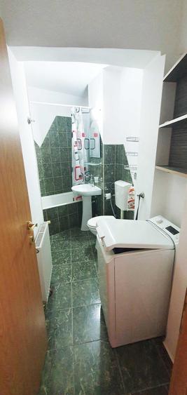 Apartament cu 2 camere decomandat în Exterior Vest