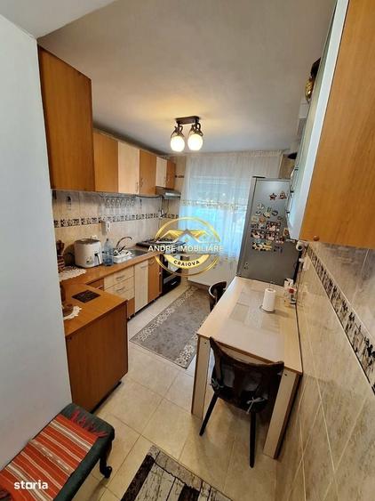 Apartament cu 2 camere semidecomandat în Valea Rosie