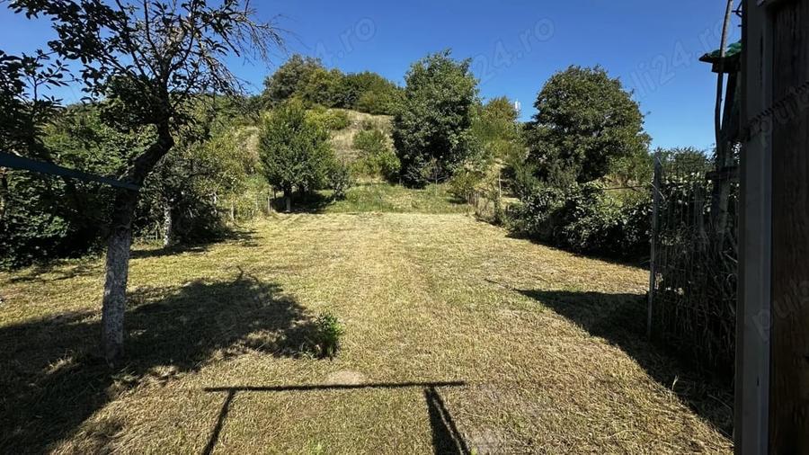 Casă cu 3 camere cu Teren 800 Mp în Nemșa