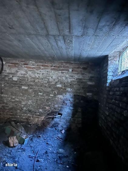 Casă cu 4 camere în Nicolae Bălcescu