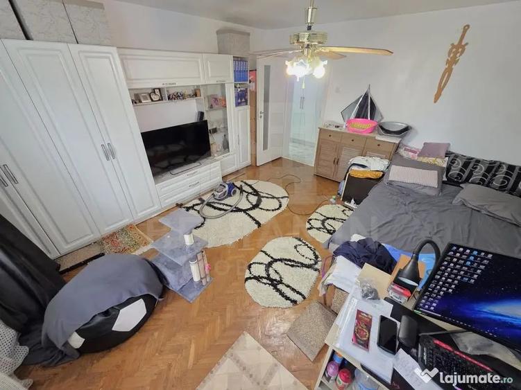 Apartament cu 2 camere decomandat în Ultracentral