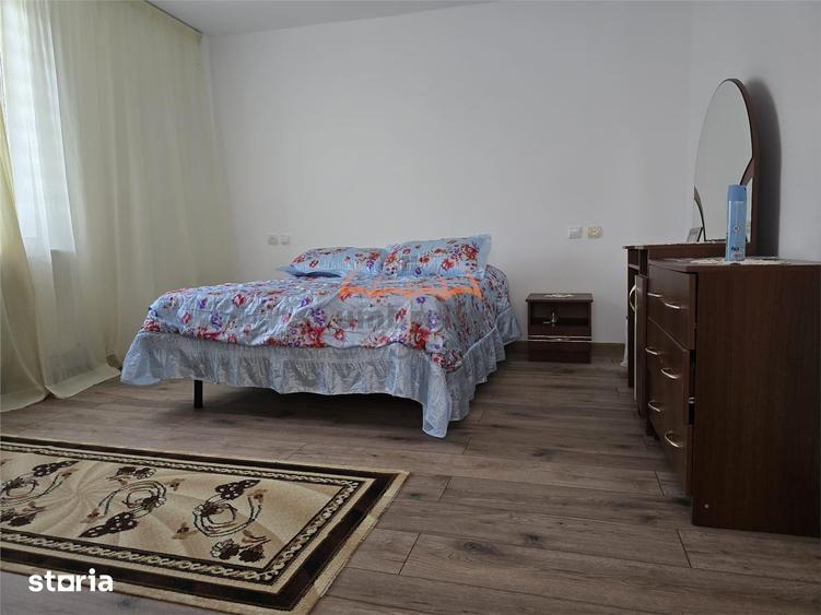 Casă cu 6 camere cu Teren 2424 Mp în Iclod