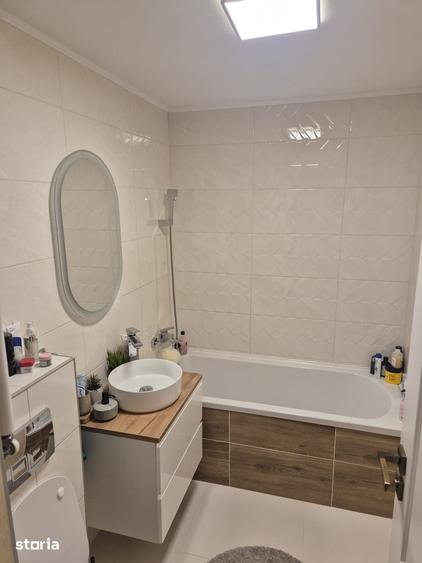 Apartament cu 3 camere în Cantemir