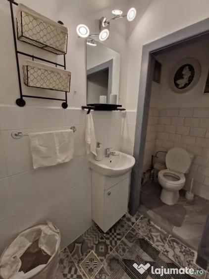 Apartament cu 2 camere semidecomandat în Ultracentral
