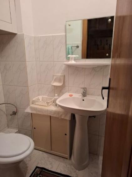 Apartament cu 3 camere decomandat în Aradului