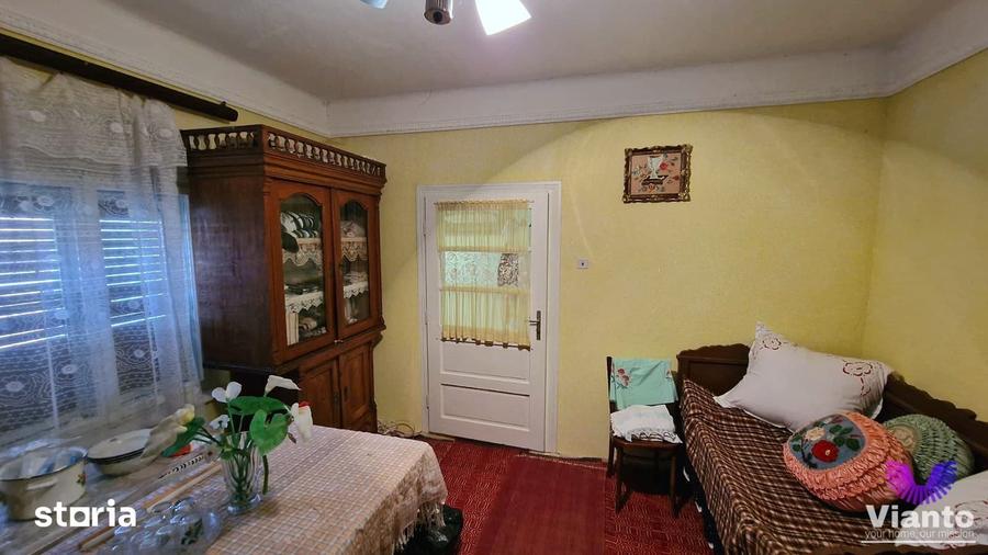 Casă cu 3 camere cu Teren 909 Mp în Poiana Sibiului