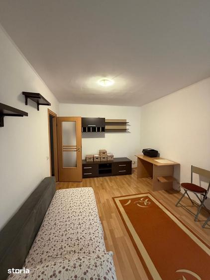 Inchiriez apartament 2 camere cu curte Flore?ti, Str. Eroilor 350 - 1