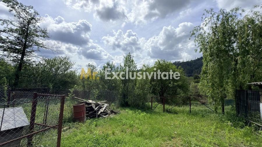 Casă cu 2 camere cu Teren 831 Mp în Central