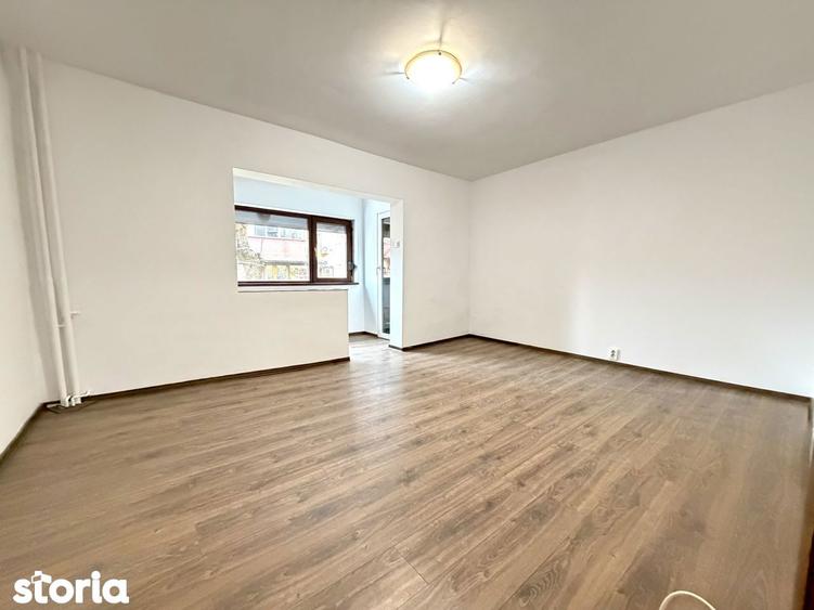 Garsonieră decomandată în Aradului