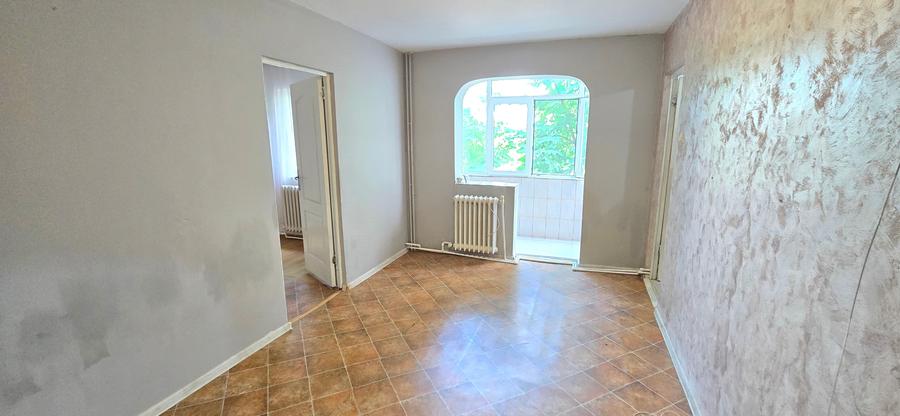 Apartament cu 2 camere nedecomandat în Alexandru cel Bun