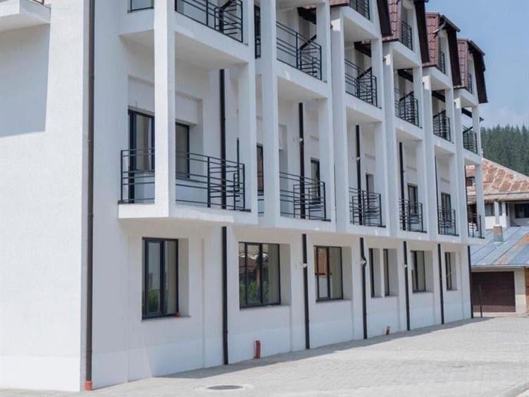 Apartament cu 2 camere decomandat în Sud