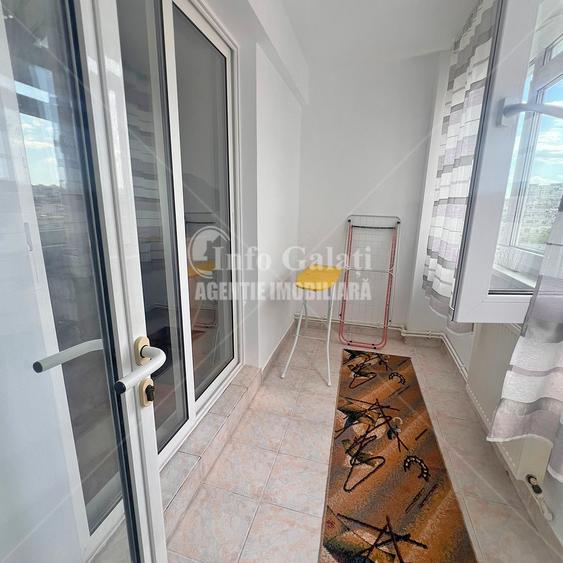 Apartament cu 2 camere decomandat în Mazepa 1
