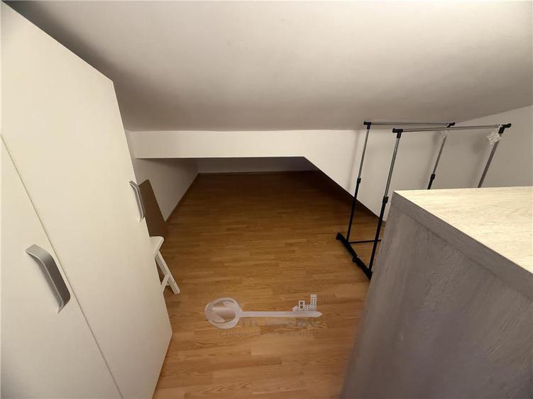 Apartament cu 3 camere decomandat în Tătărași
