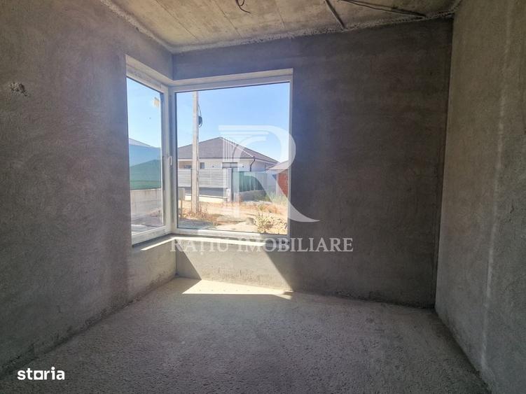 Casă cu 4 camere în Central