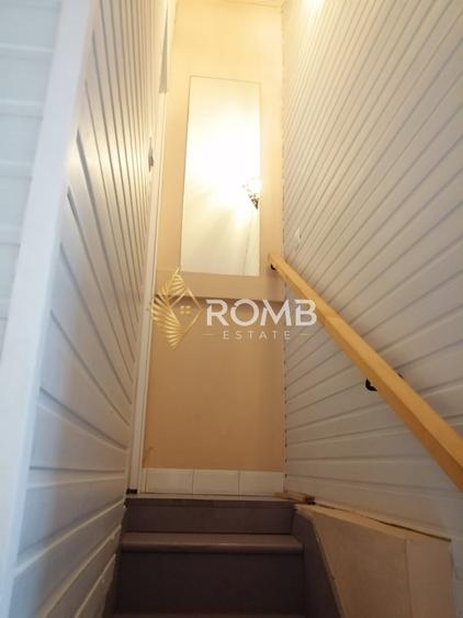 Apartament cu 3 camere semidecomandat, mobilat în Central