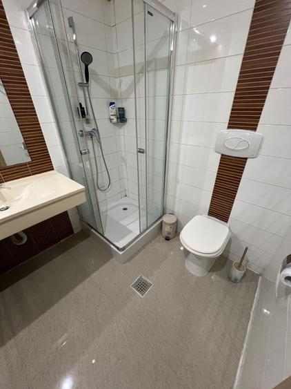 Apartament cu 2 camere decomandat în Vitan