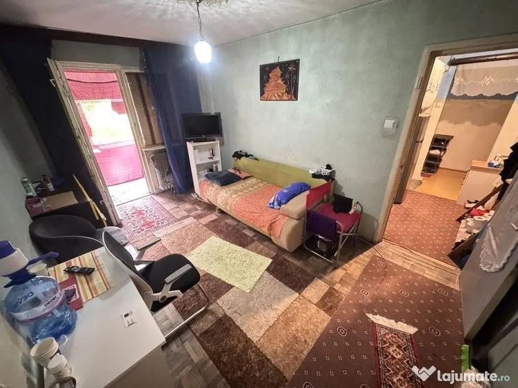 Apartament 3 camere zona Km 4 5 - 6