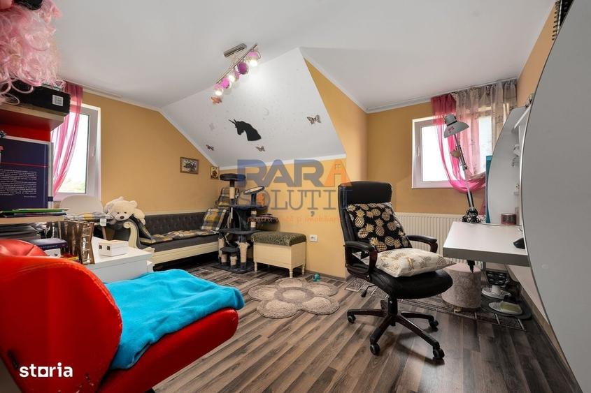 Casă cu 4 camere în Cordun