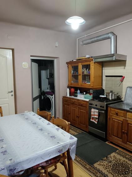 Casă individuală cu 6 camere cu Canalizare în Sâncraiu de Mureș