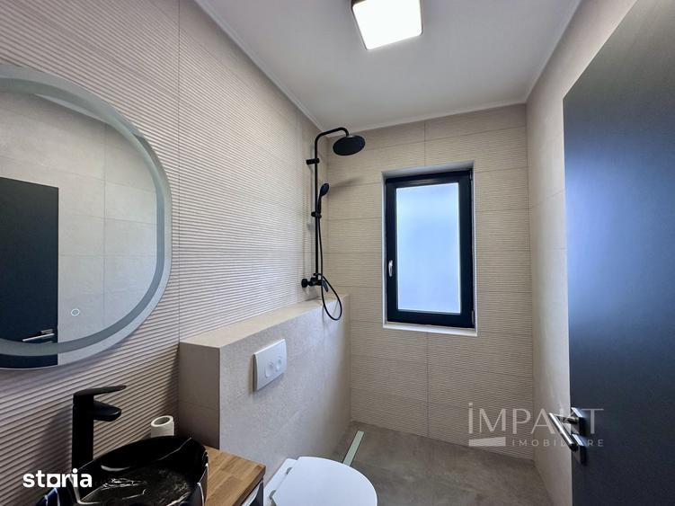 Casă cu 6 camere cu Teren 330 Mp în Europa