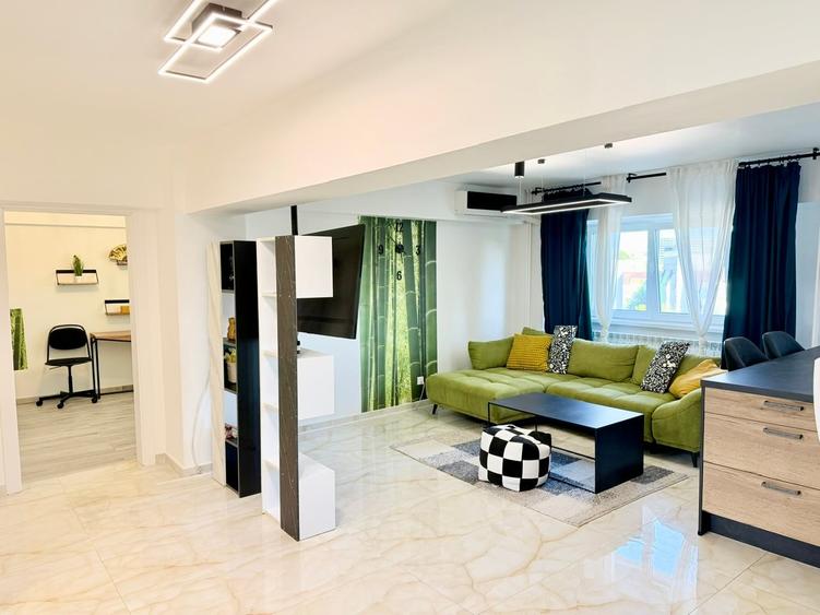 Apartament cu 3 camere semidecomandat în Băneasa