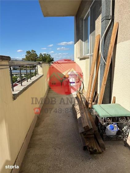 Apartament cu 4 camere decomandat în Ultracentral