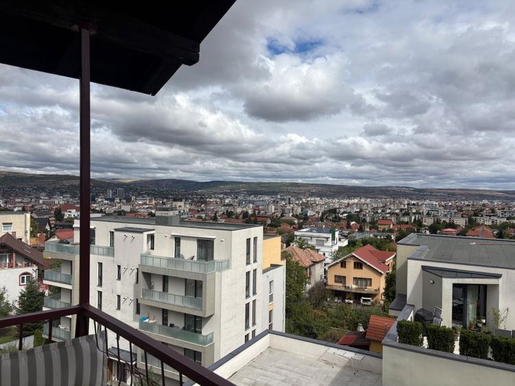 Apartament cu 2 camere decomandat în Calea Turzii