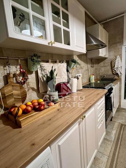 Apartament cu 2 camere decomandat în Aradului