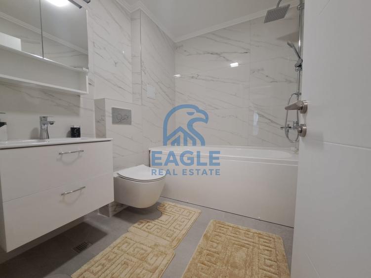 Apartament cu 3 camere decomandat, mobilat în Energia