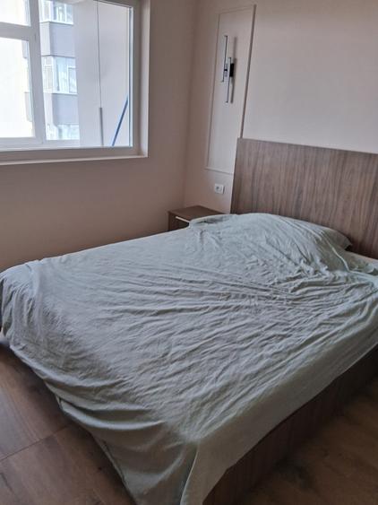Apartament cu 2 camere decomandat în Podu Roș