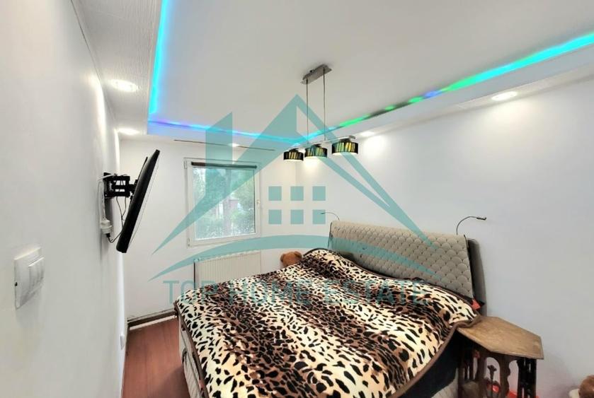 Apartament cu 4 camere semidecomandat, mobilat în Mănăștur