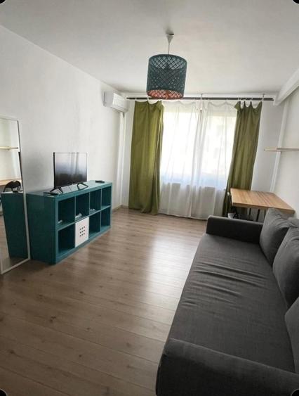 Apartament cu 2 camere decomandat, mobilat în Crângași