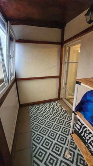 Apartament cu 3 camere decomandat în Est