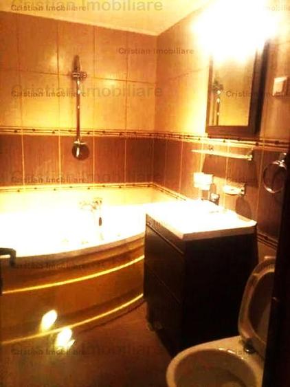 Apartament cu 2 camere decomandat în Buzaului