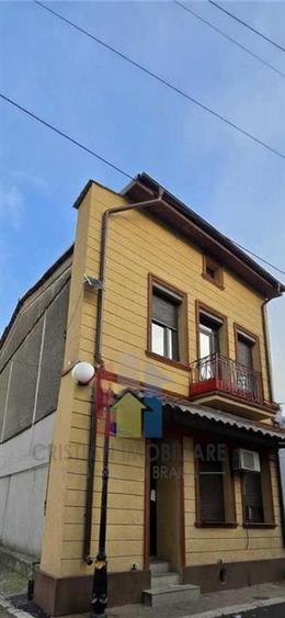 Casă cu 5 camere cu Teren 300 Mp în Apollo
