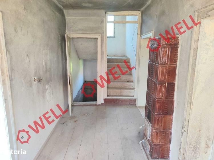 Casă cu 4 camere cu Teren 1300 Mp în Zagon