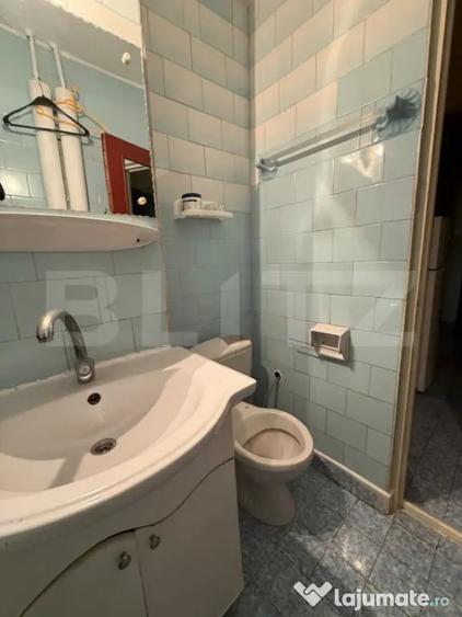 Apartament cu 2 camere decomandat în Micro 13