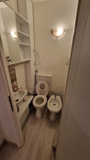Vând apartament 3 camere, decomandat, in Iasi, Galata 1 (str.Vamasoaia) - 10