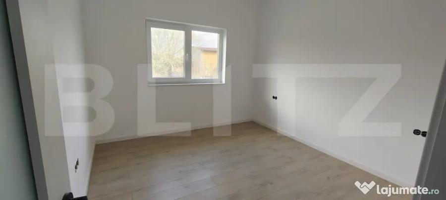 Casă cu 4 camere cu Teren 530 Mp în Central