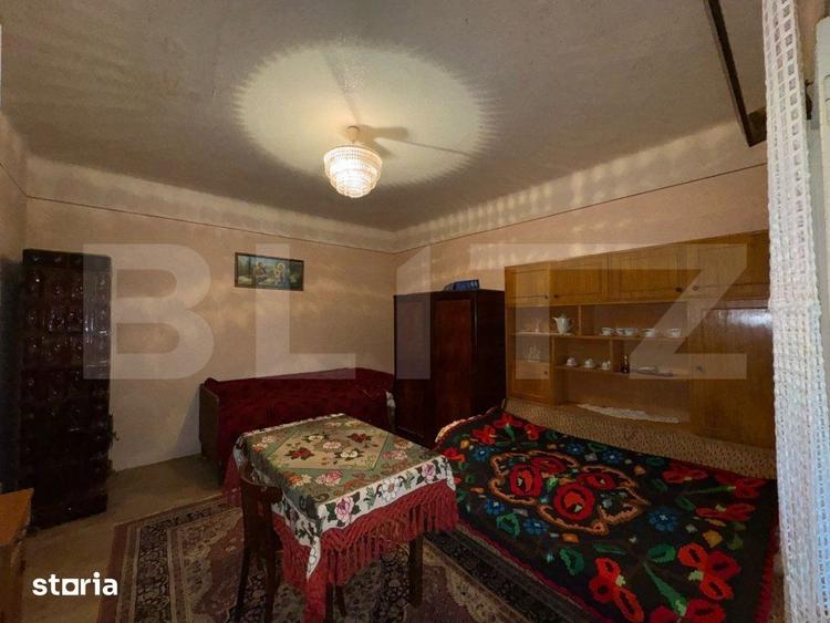 Casă cu 2 camere cu Teren 1207 Mp în Central