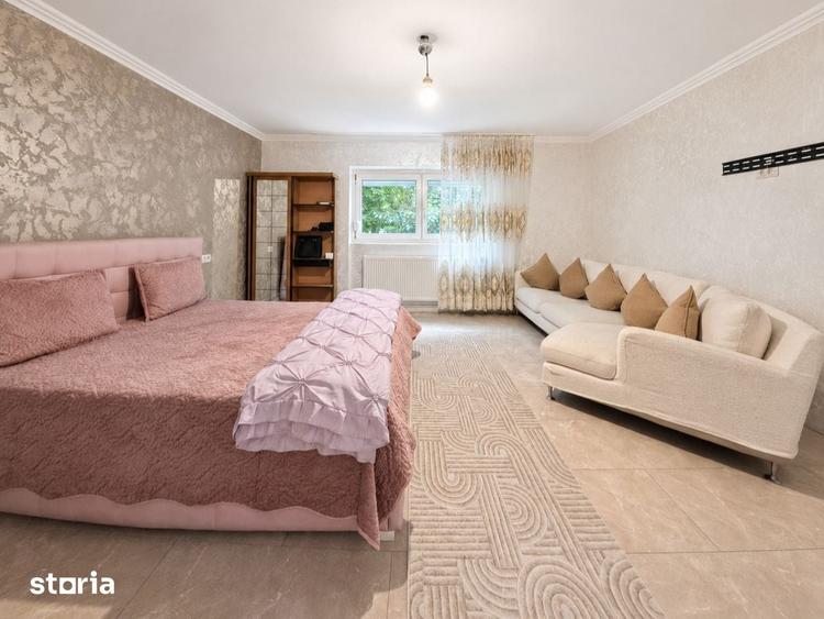 Apartament cu 3 camere în Mioriței