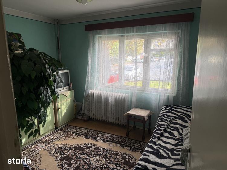 Apartament cu 2 camere în Micro 16