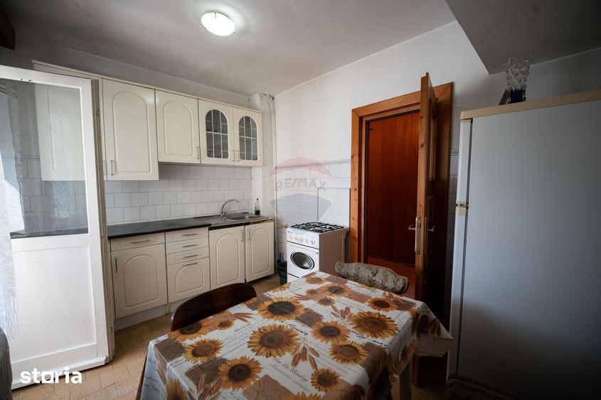 Apartament cu 4 camere în Sud