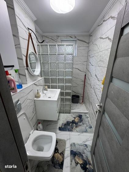 Apartament cu 2 camere în Micro 15