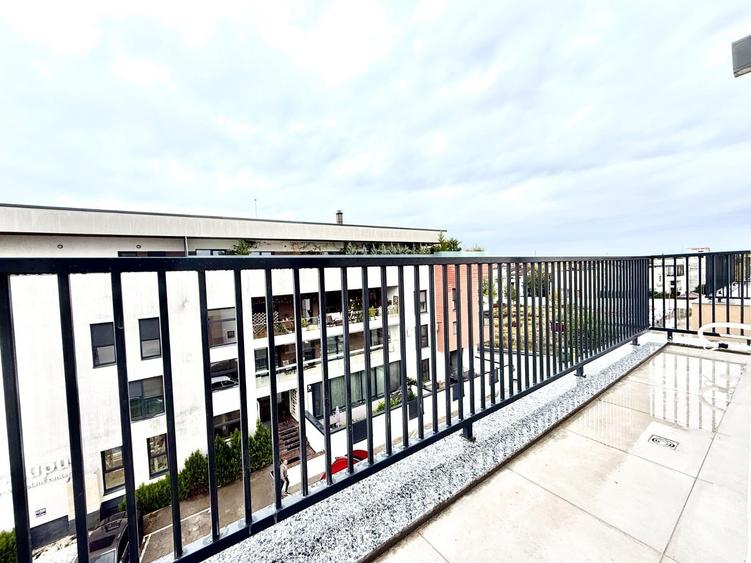 Apartament cu 3 camere în Pipera