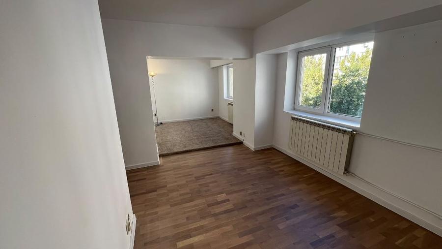 Apartament cu 3 camere decomandat, mobilat în Unirii